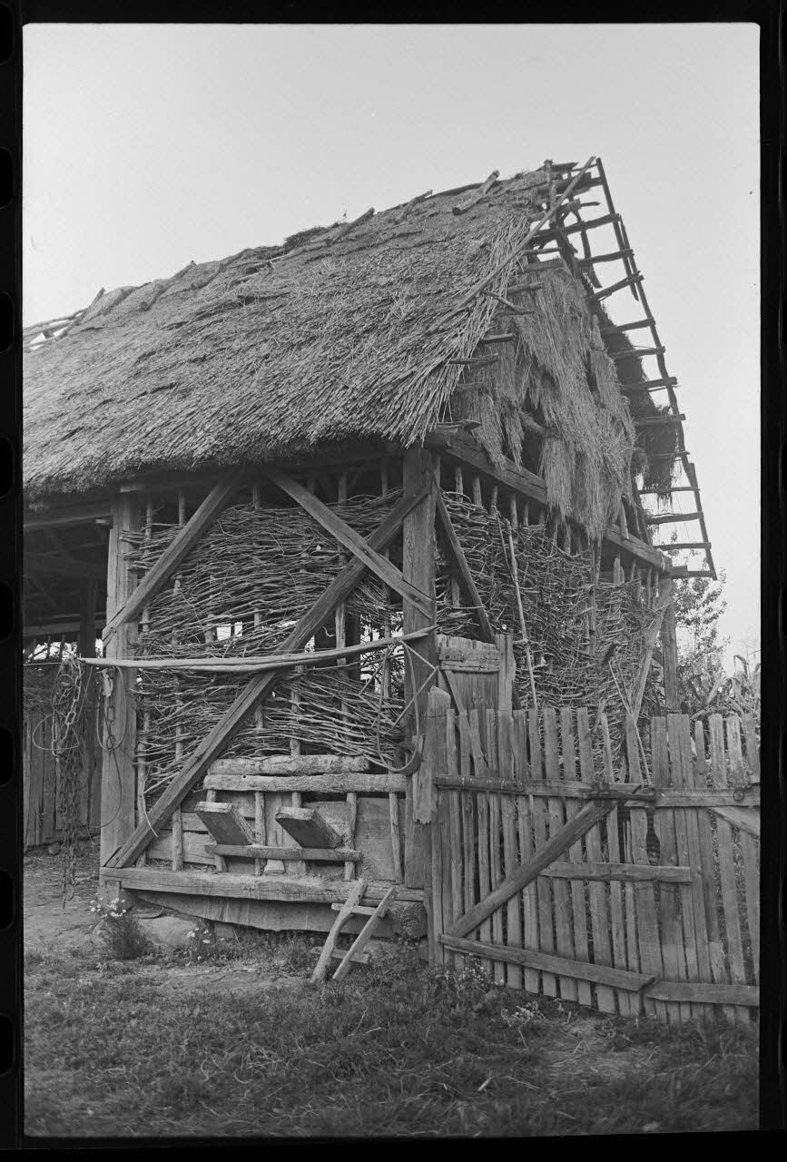 photographie MNATP. Chantier 1425. Enquête sur l'architecture rurale de la France (1968-1990) Ph.1980.329.19 Photo
