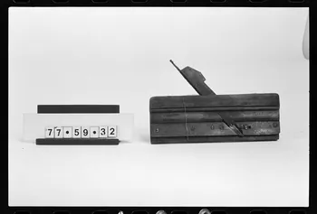 photographie Antenne Saint-Riquier : carrossier. Rabot Ph.1981.1.188 Photo