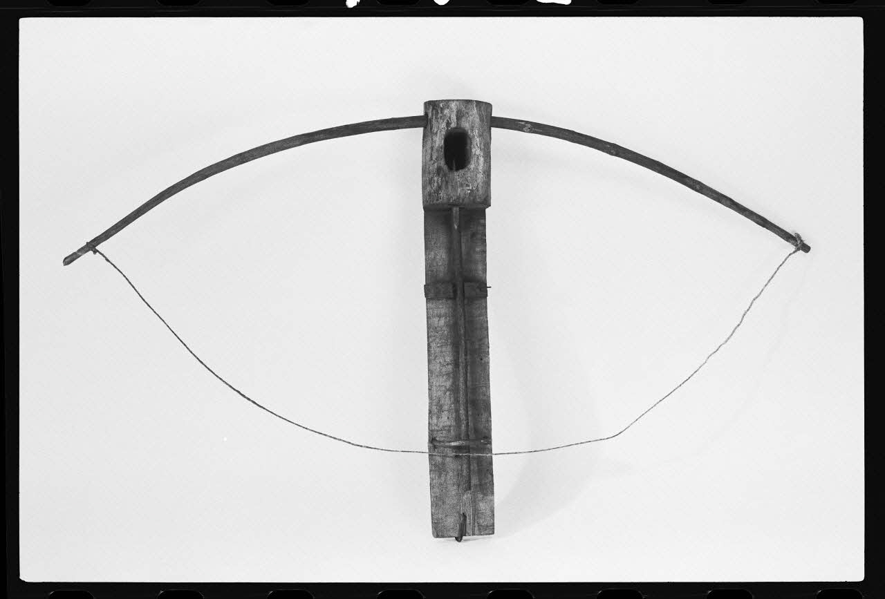 photographie Piège arbalète perforant Ph.1981.1.584 Photo