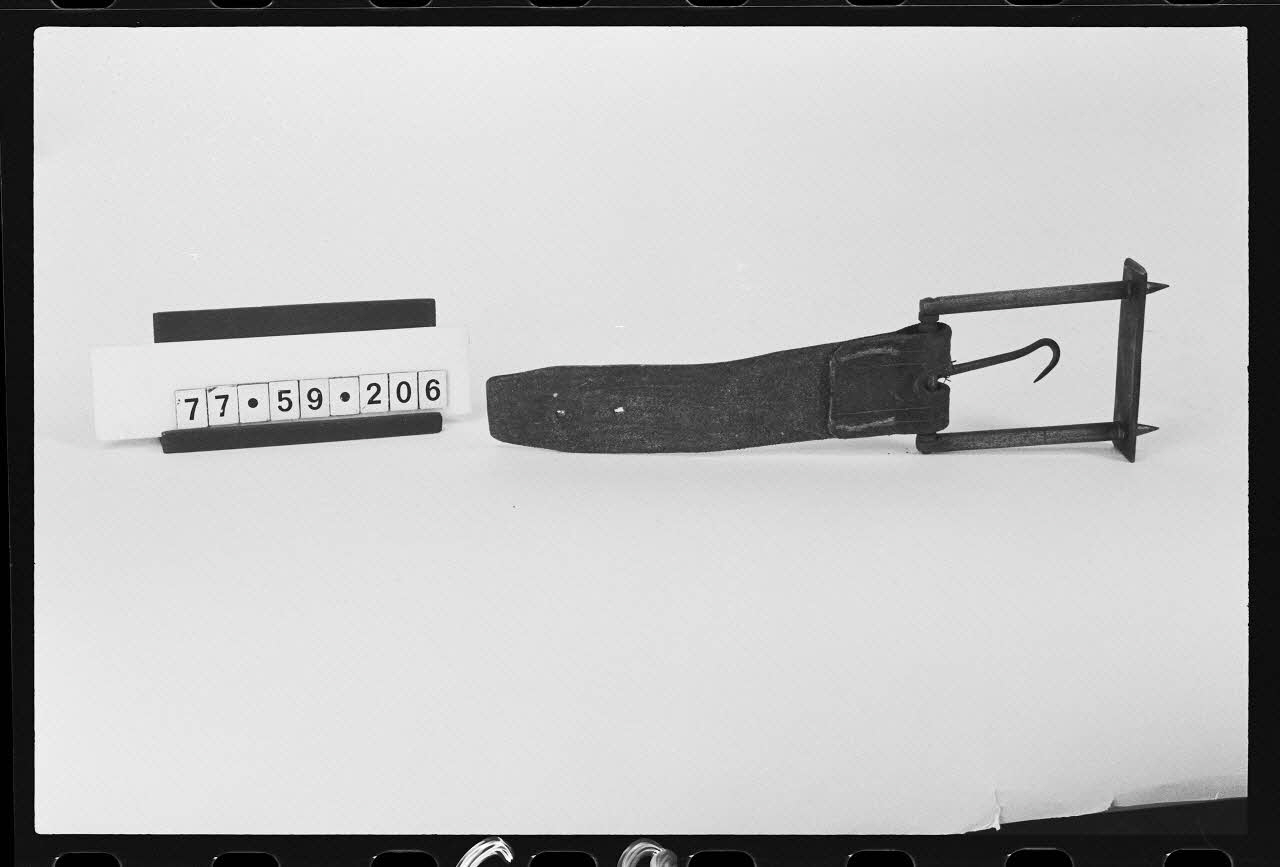 photographie MNATP. Antenne de Saint-Riquier Ph.1981.1.69 Photo