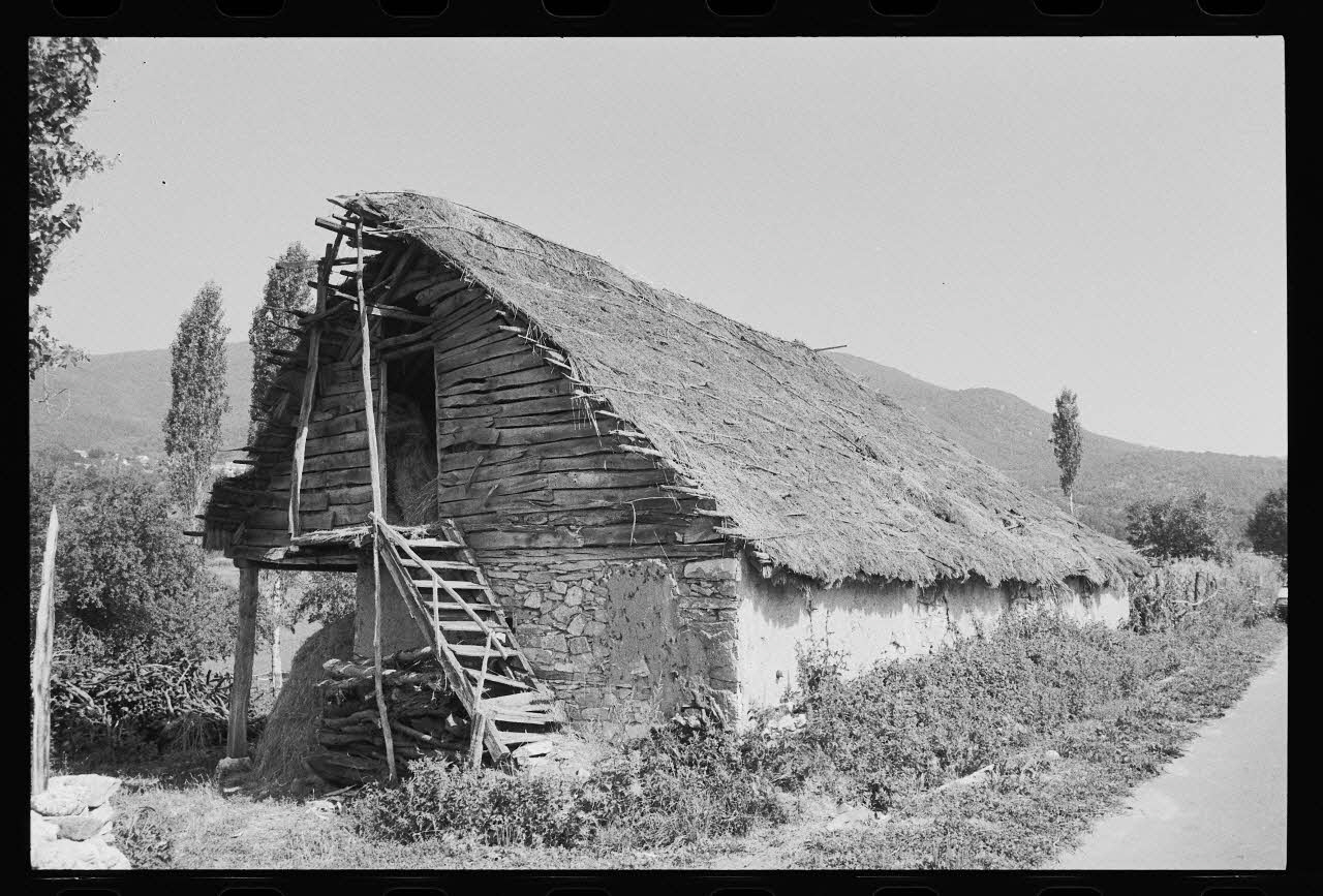 photographie MNATP. Chantier 1425. Enquête sur l'architecture rurale de la France (1968 - 1990) Ph.1985.303.74 Photo