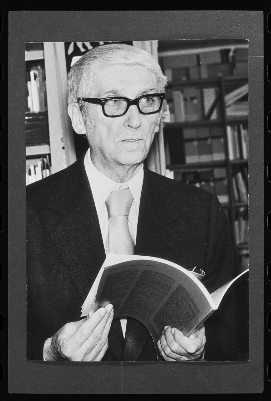 J. Guillot photographie Portrait de Georges Henri Rivière France 1975 Ph.1985.41.3 Photo