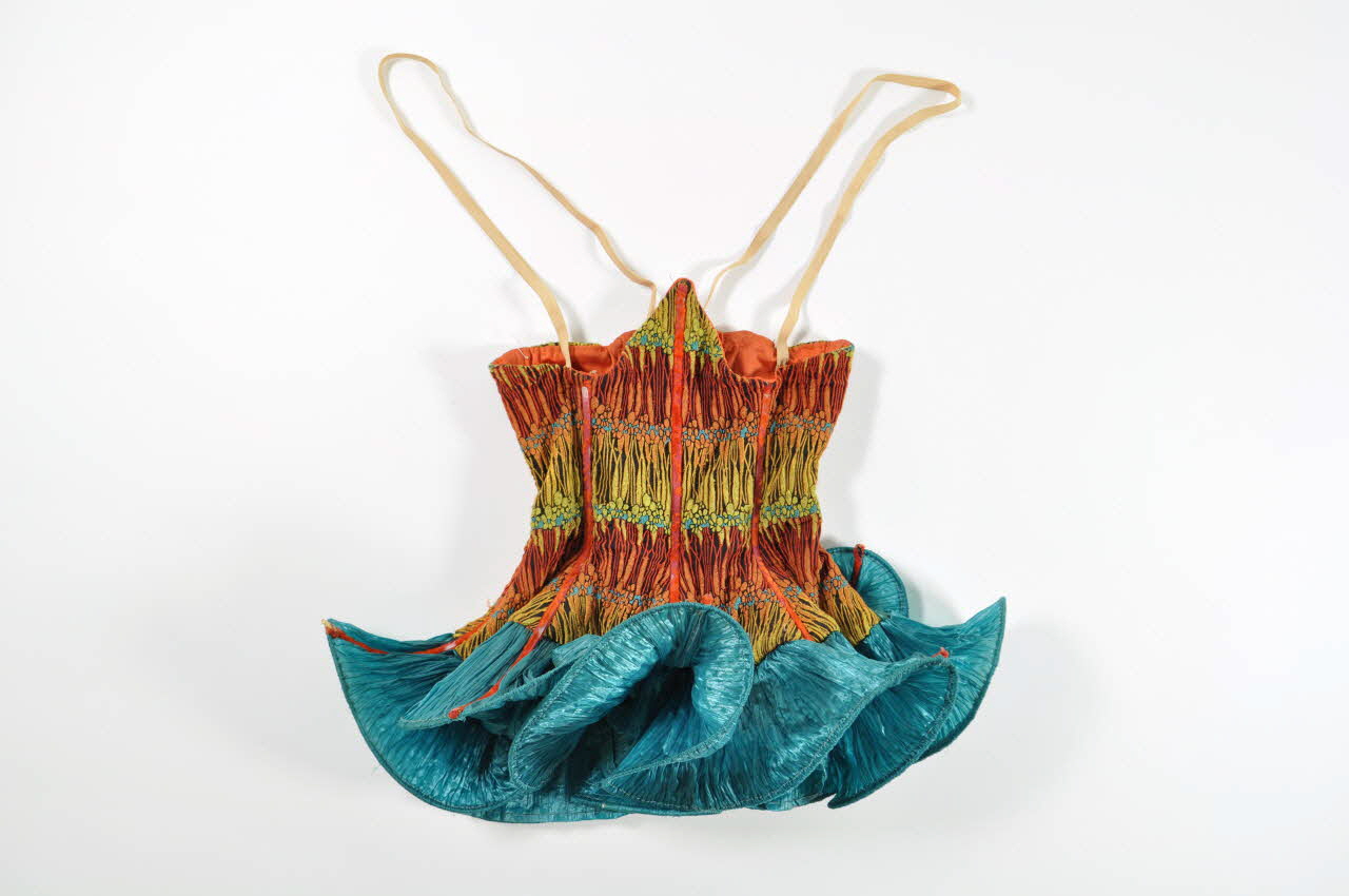Cirque du Docteur Paradi costume du docteur Paradi : tutu Basse-Normandie, France 1997 2001.2.16 Photo Mucem