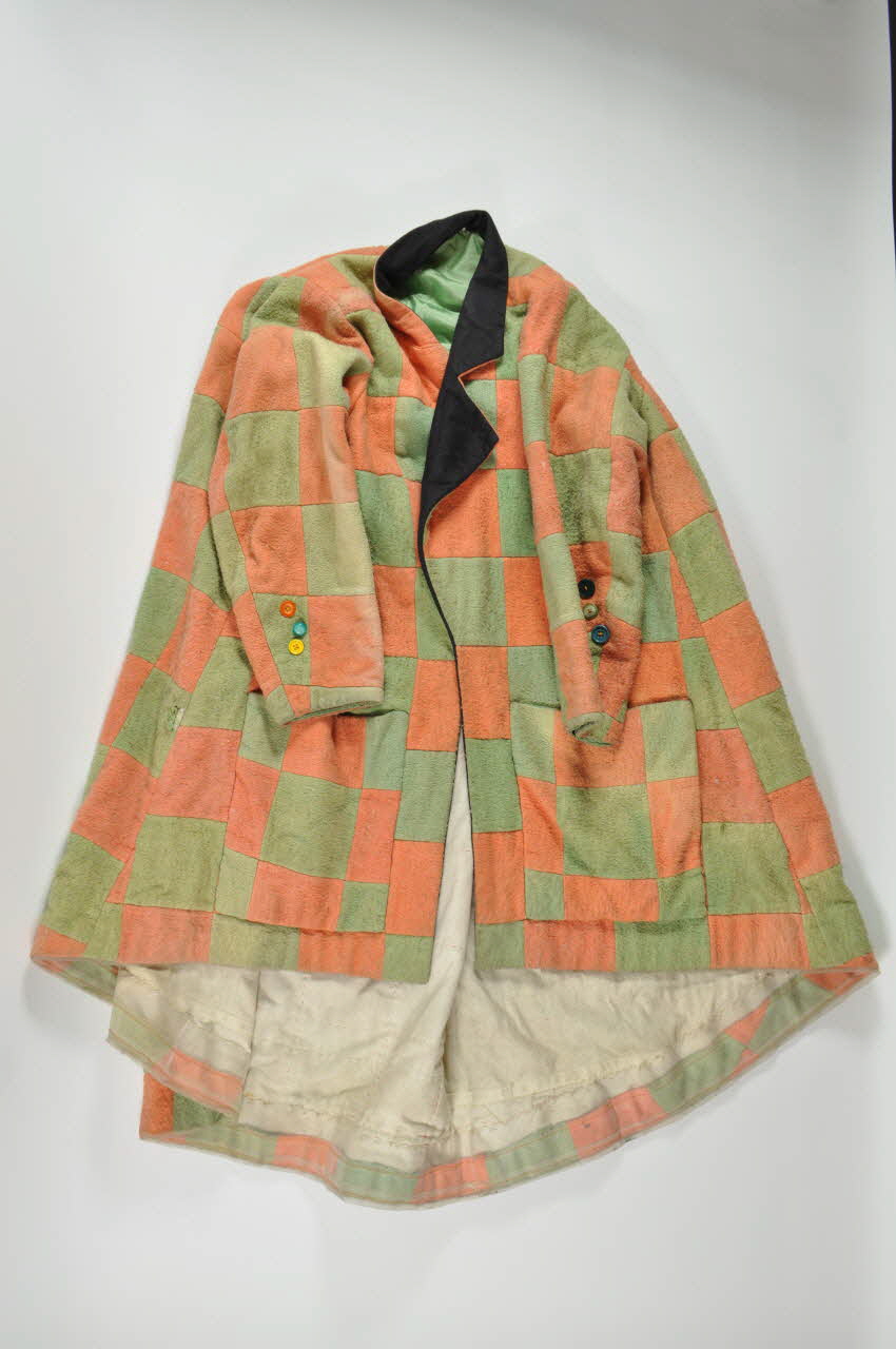 Cirque du Docteur Paradi costume du docteur Paradi:manteau Basse-Normandie, France 1997 2001.2.17.1 Photo Mucem