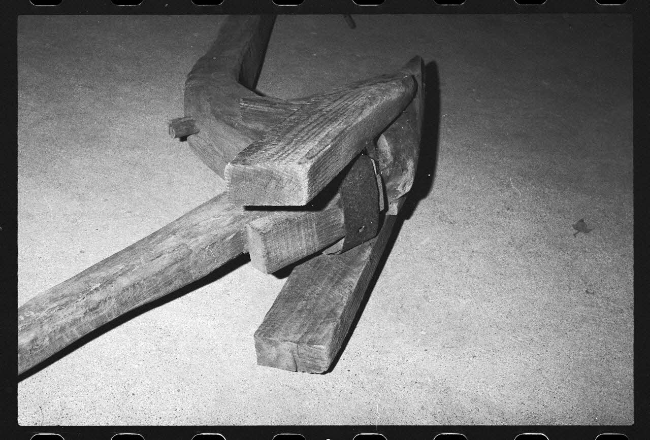 photographie Type intermédiaire d'araire : chambige/manche-sep Ph.1985.66.14 Photo