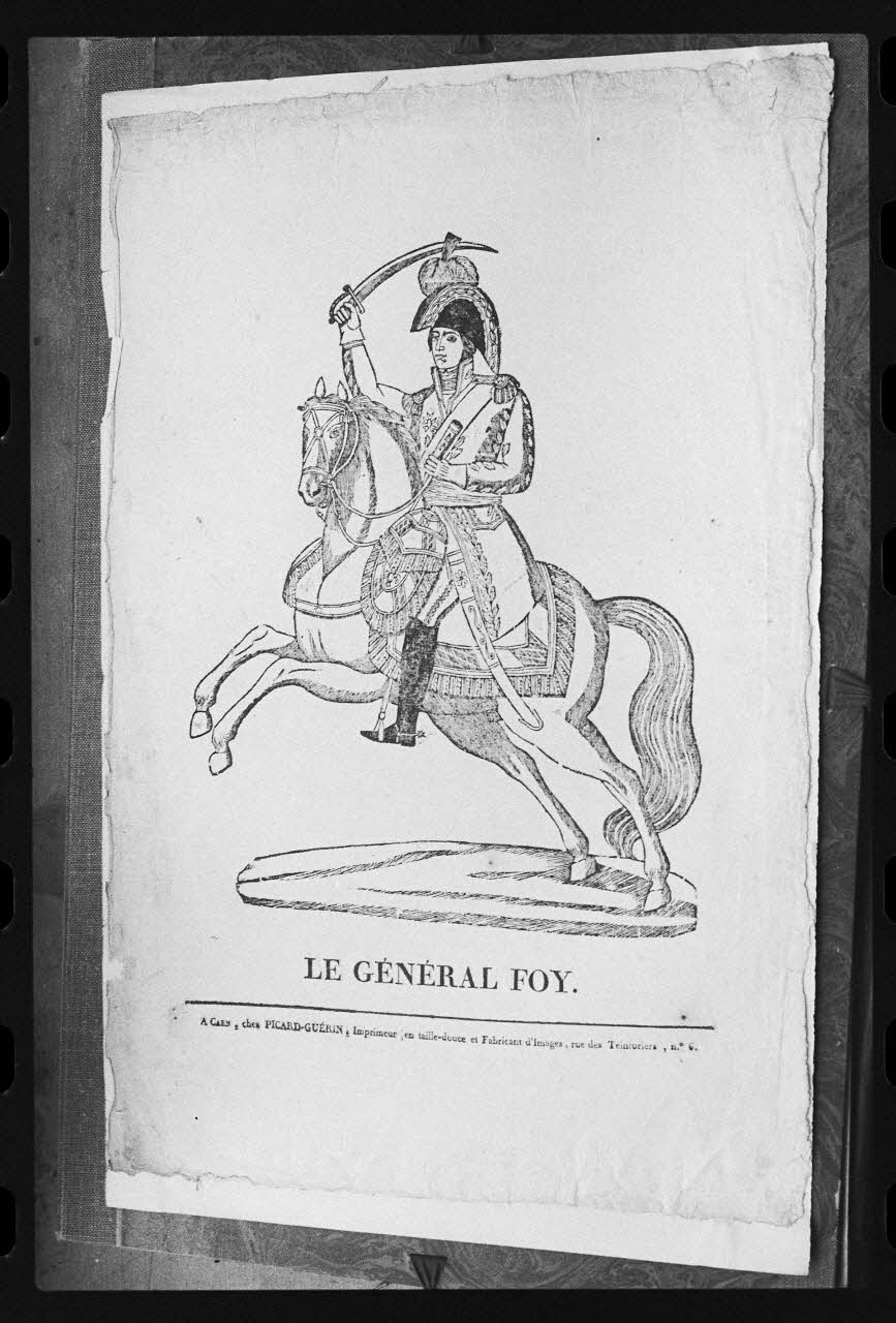 photographie Estampe religieuse. Différents centres. Collection de la Société des Antiquaires de Picardie. Le général Foy. Picard-Guérin à Caen Ph.1985.75.89 Photo