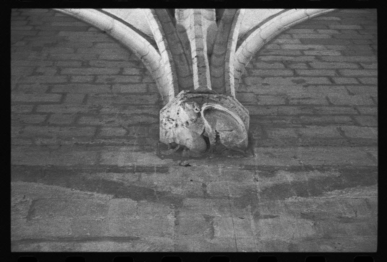 Jean Cuisenier photographie Enquête conduite par Jean Cuisenier dans le Lubéron (du 9 au 20 septembre 1985) Provence-Alpes-Côte d'Azur, France 1985/9/9 Ph.1985.89.28 Photo