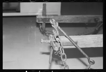 photographie Araire quadrangulaire à deux mancherons bâti suivant un modèle de charrue Ph.1986.1.144  Photo