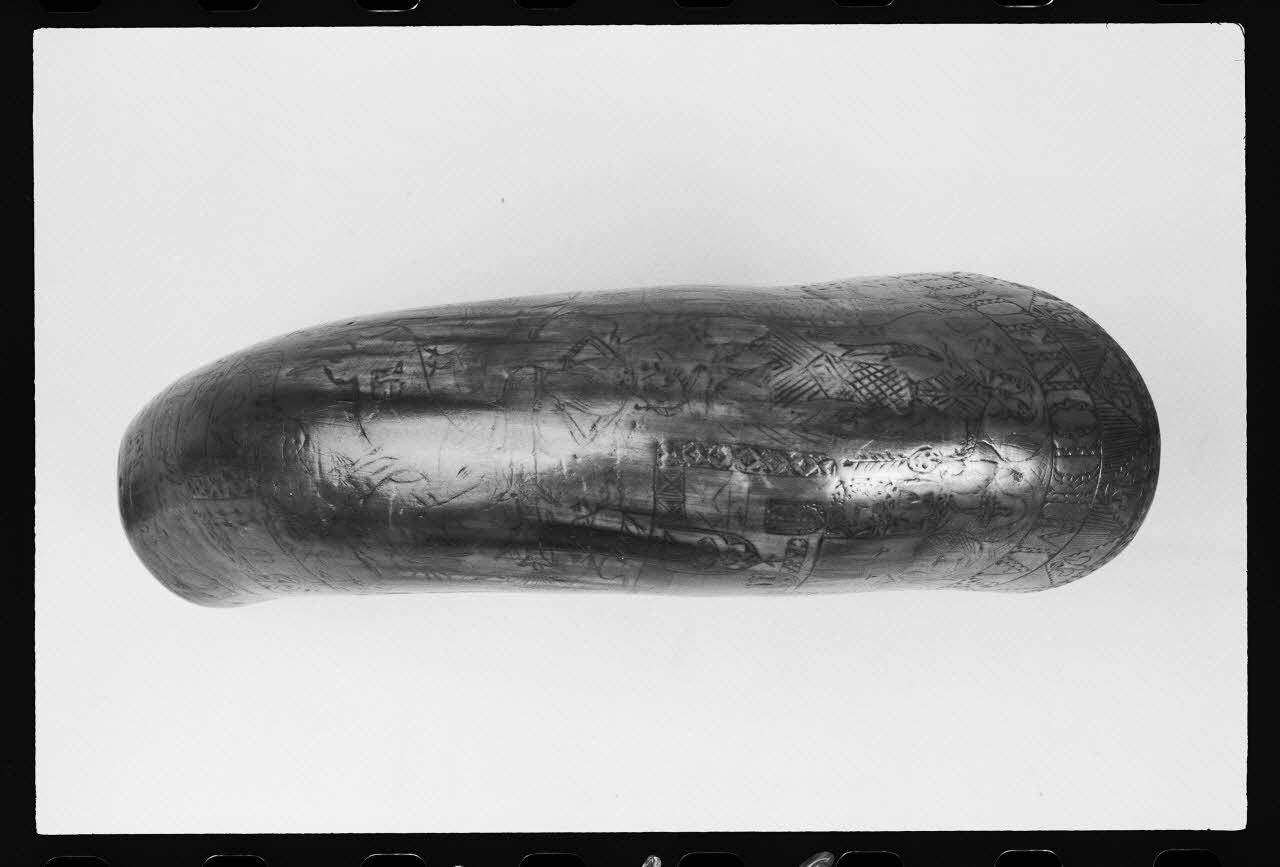 photographie Collection Le Guernic. Dépôt Musée de l'Homme Ph.1986.1.516  Photo