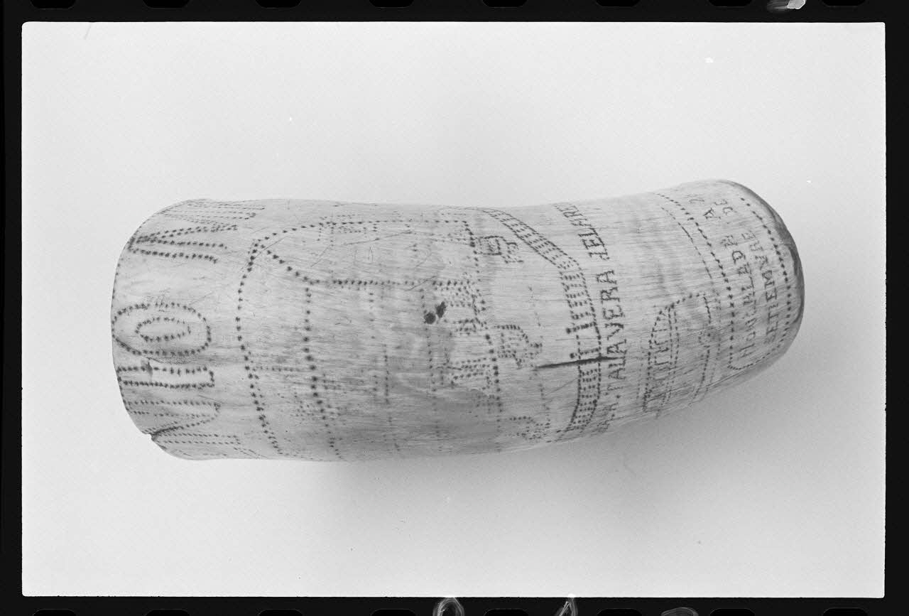 photographie Collection Le Guernic. Dépôt Musée de l'Homme Ph.1986.1.813  Photo