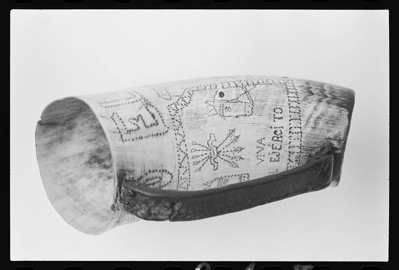 photographie Collection Le Guernic. Dépôt Musée de l'Homme Ph.1986.1.815  Photo
