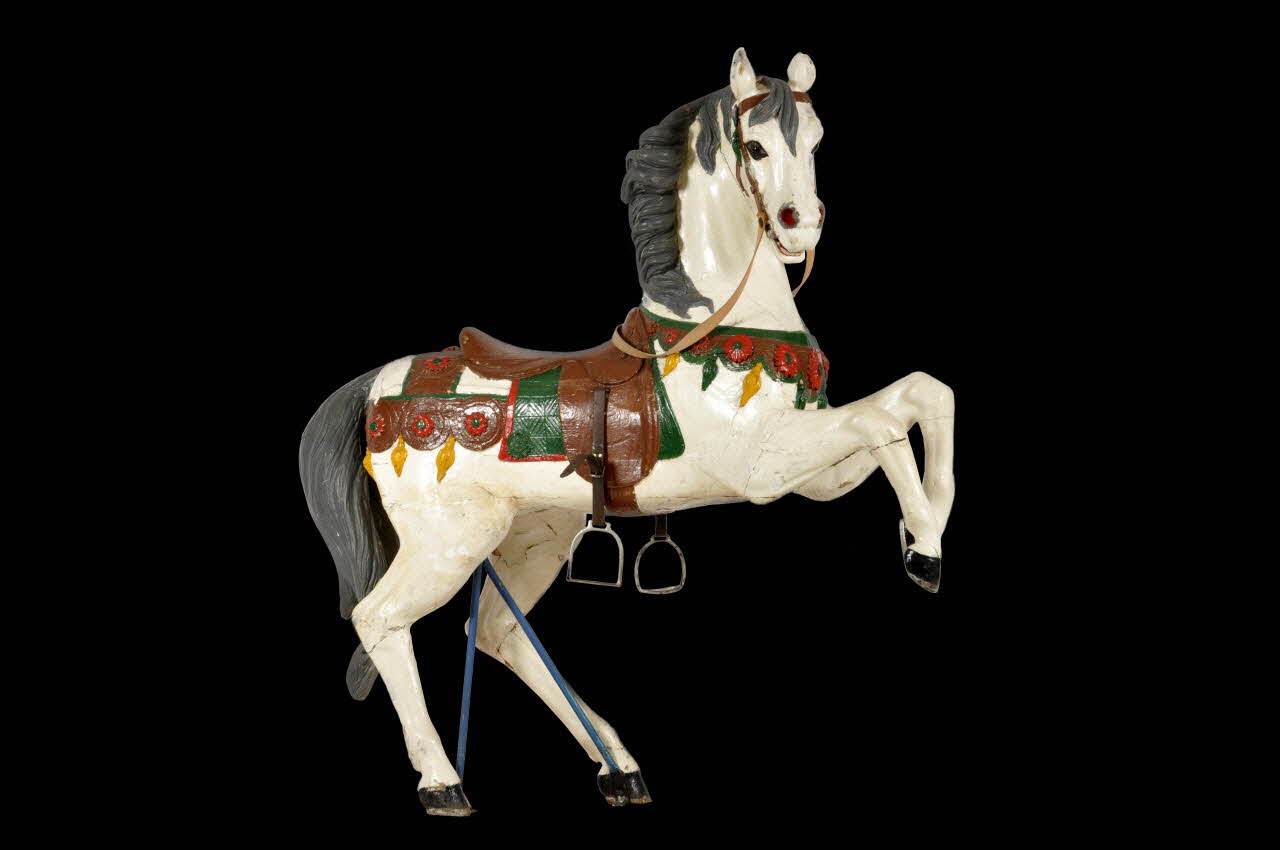 Gustave Bayol sujet de manège Cheval cabré de rang extérieur Pays de la Loire, France 1895-1909 1991.2.2.4 Photo Mucem