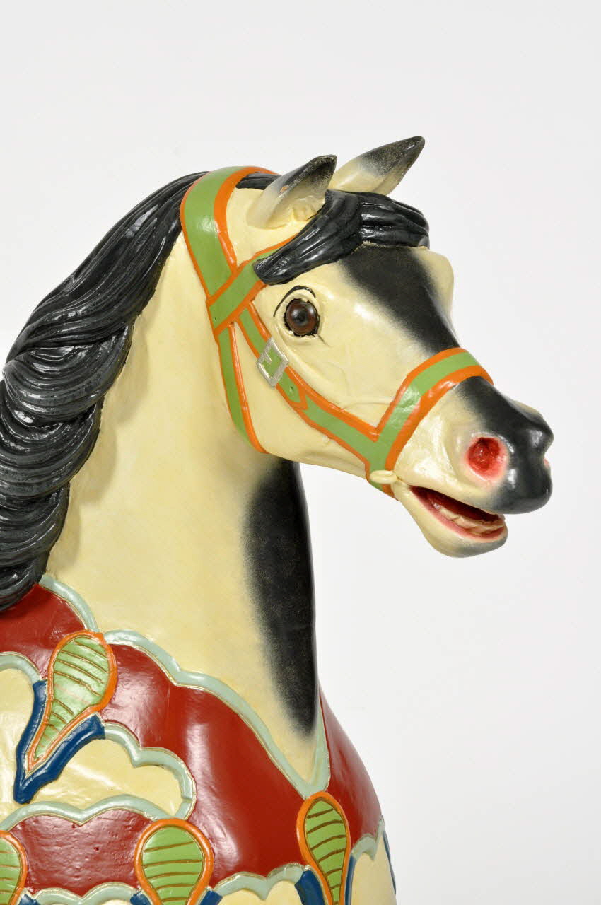 SUJET DE MANEGE : CHEVAL Allemagne 1900 1997.1.25  Photo Mucem