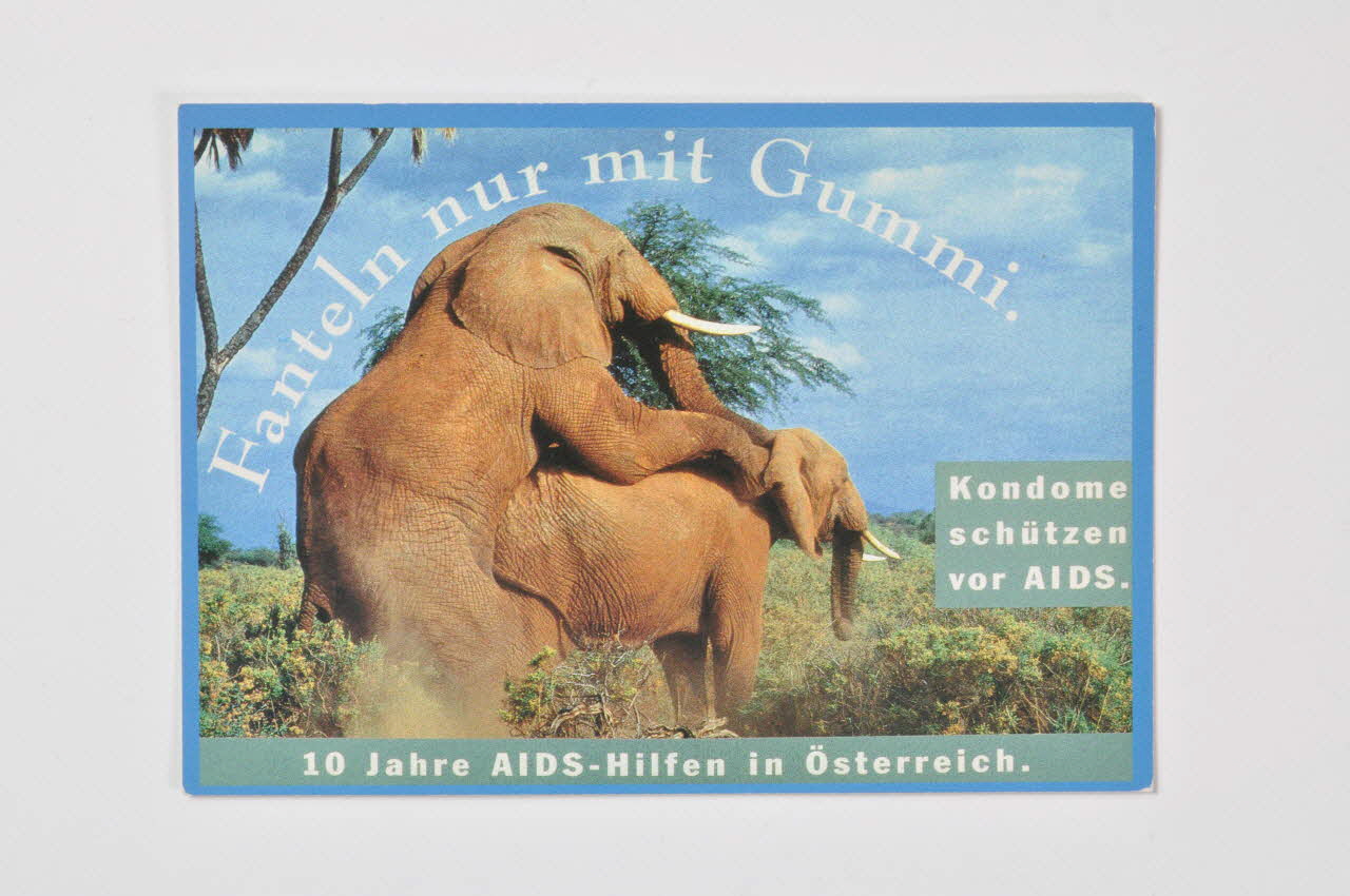 Aids-Hilfen In Osterreich carte postale "Fanteln nur mit Gummi " / "Kondome schützen vor AIDS". Autriche 1996 2002.104.60 Photo Mucem