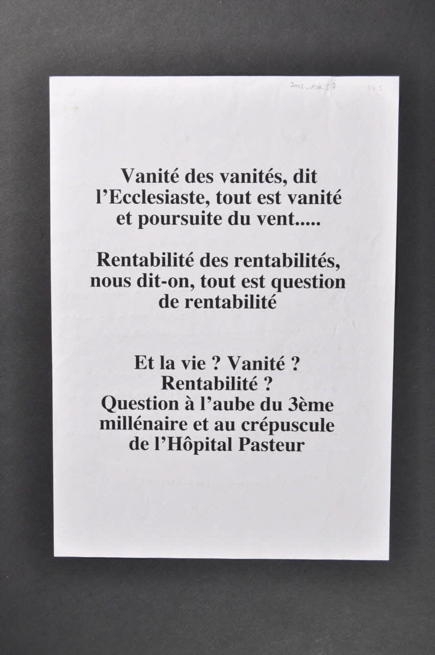 Hôpital Pasteur - Personnel et malades tract "Vanité des vanités... Île-de-France, France 1999/12 2002.106.37 Photo Mucem