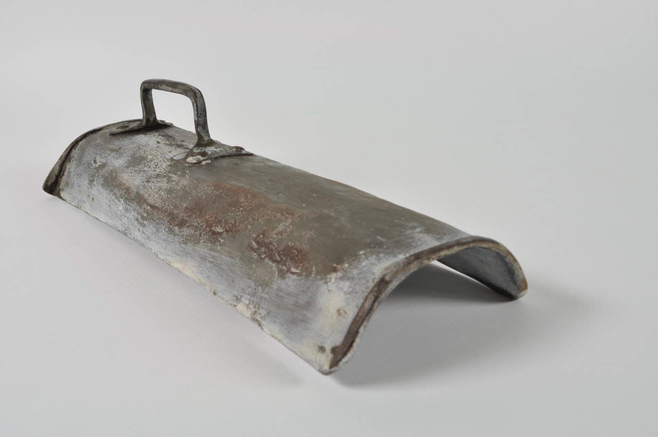 MOULE A TUILE 1943.86.4 Photo Mucem