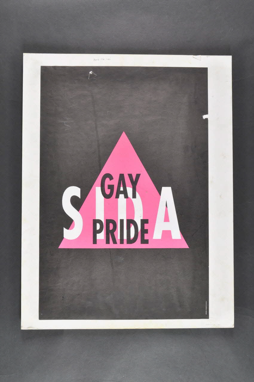 pancarte "Gay Pride Sida" 2002.110.100 Photo Mucem