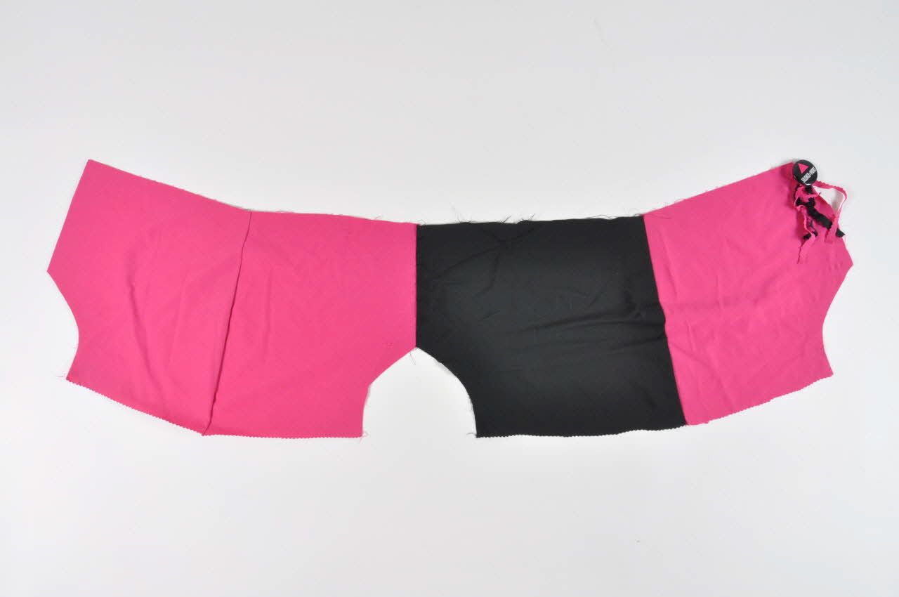 Act Up-Paris Tenue de pom pom girl Île-de-France, France 2001/6 2002.110.106.1.1-7 Photo Mucem