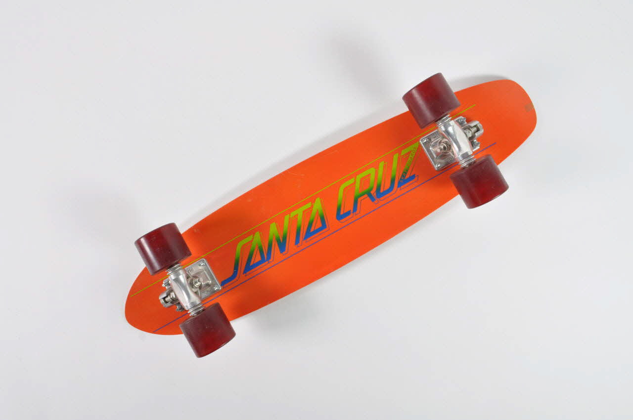 Santa Cruz ; Gullwing ; Sims skateboard Californie, Etats-Unis 1975-1979 2000.29.105.1-7 Photo Mucem