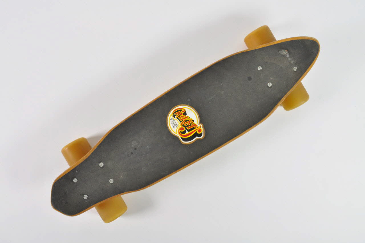 Cricket's ; ACS ; Powell-Peralta skateboard Californie, Etats-Unis 1975-1979 2000.29.157.1-7 Photo Mucem