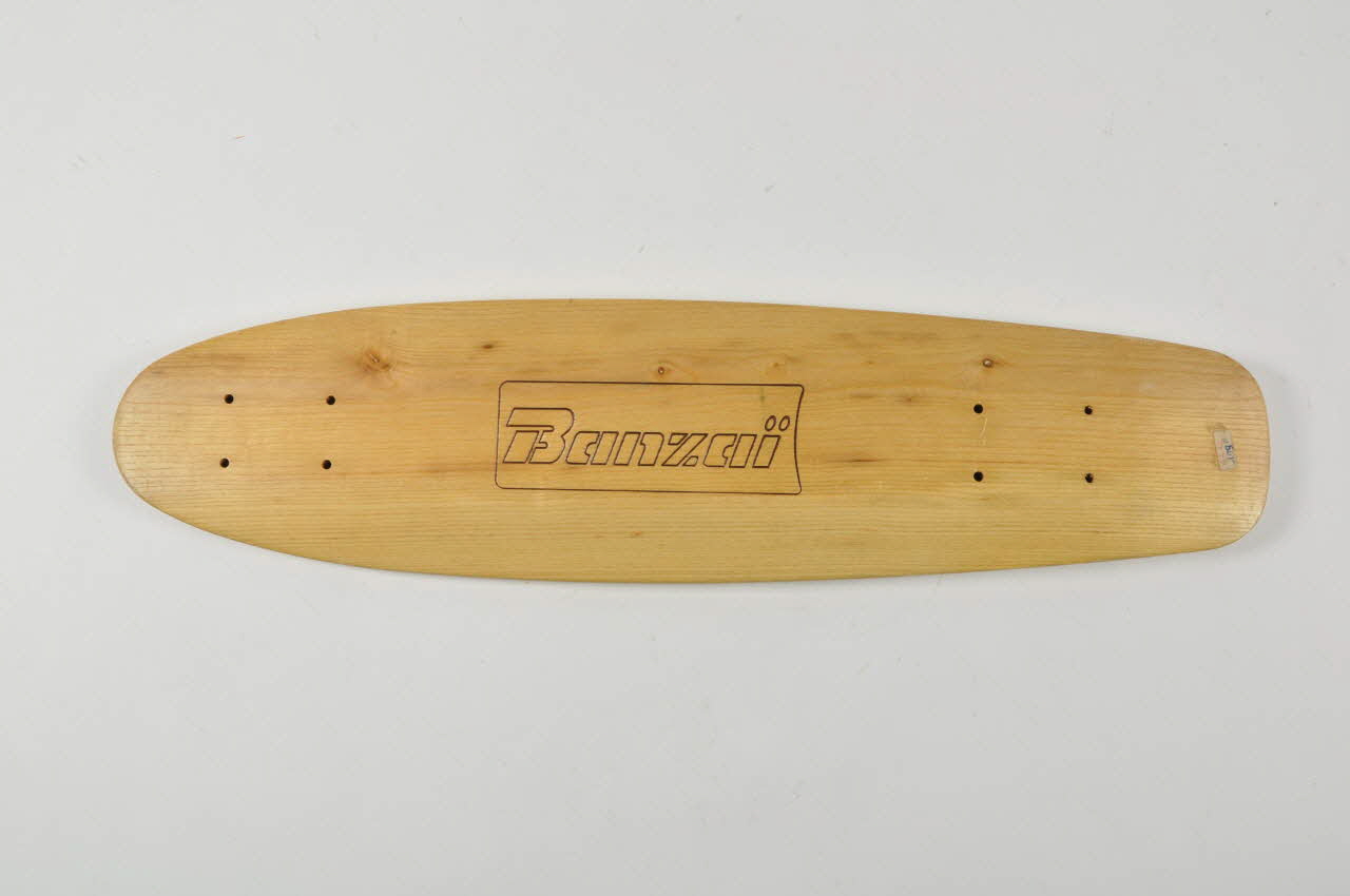 Banzaï planche de skateboard Ile-de-France, France 1975-1979 2000.29.175 Photo Mucem