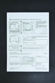 Act Up-Paris Bulletin associatif "Les laboratoires nous montrent une fois de plus leur cynisme en ne mettant pas tout en oeuvre pour permettre l'accès précoce à ces médicaments" (T20/Roche; Adéfovir/Gilead)" France 2001 2002.110.65 Photo Mucem