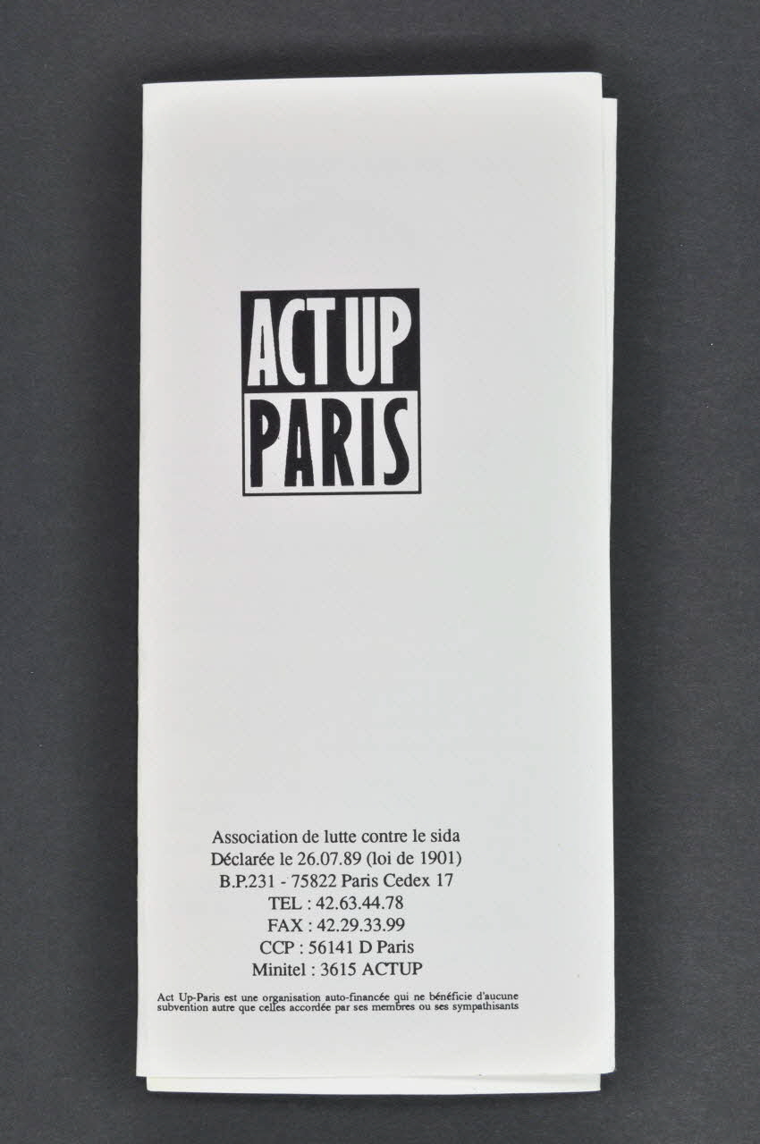 Dépliant "Act Up Paris. Treize mesures d'urgence contre le sida" 2002.110.73 Photo Mucem