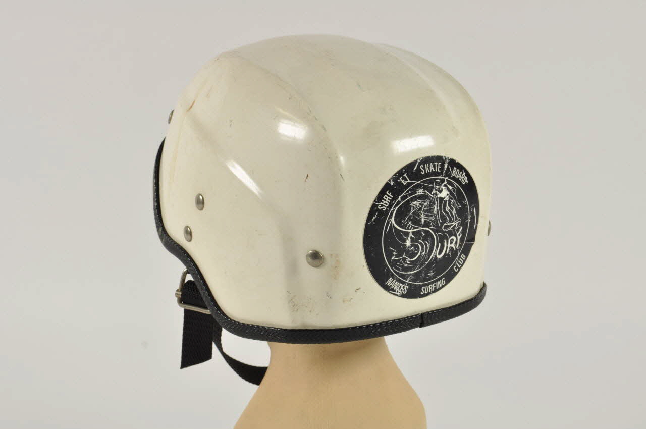 Simpro casque de skateur Etats-Unis 1975-1979 2000.29.81 Photo Mucem