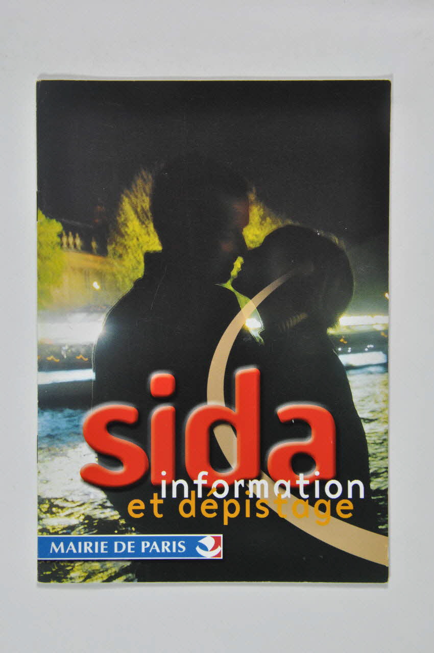 Bertrand Delanoë BROCHURE "Sida : information et dépistage" (2000) Île-de-France, France 2000 2002.112.34 Photo Mucem