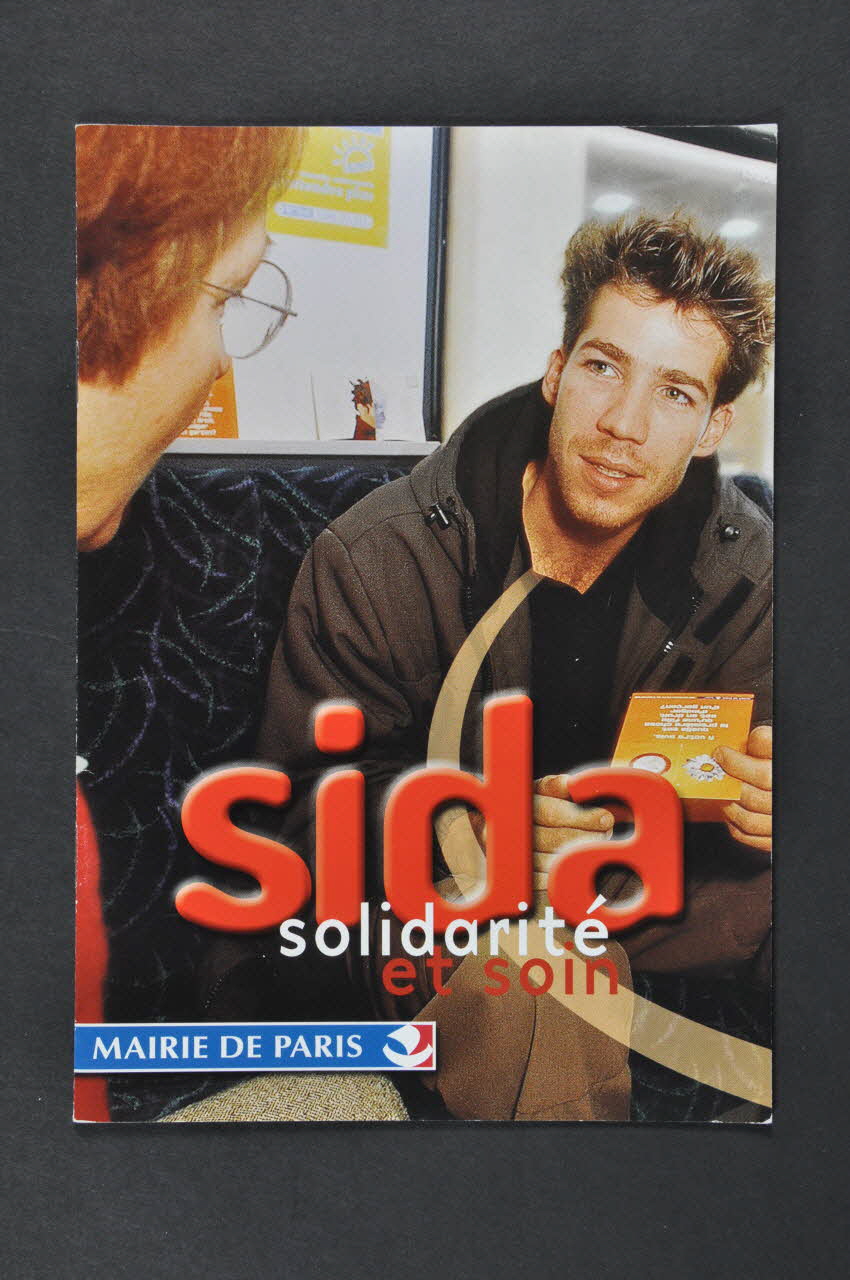 Bertrand Delanoë BROCHURE "Sida solidarité et soin" (2000) Île-de-France, France 2000 2002.112.36 Photo Mucem
