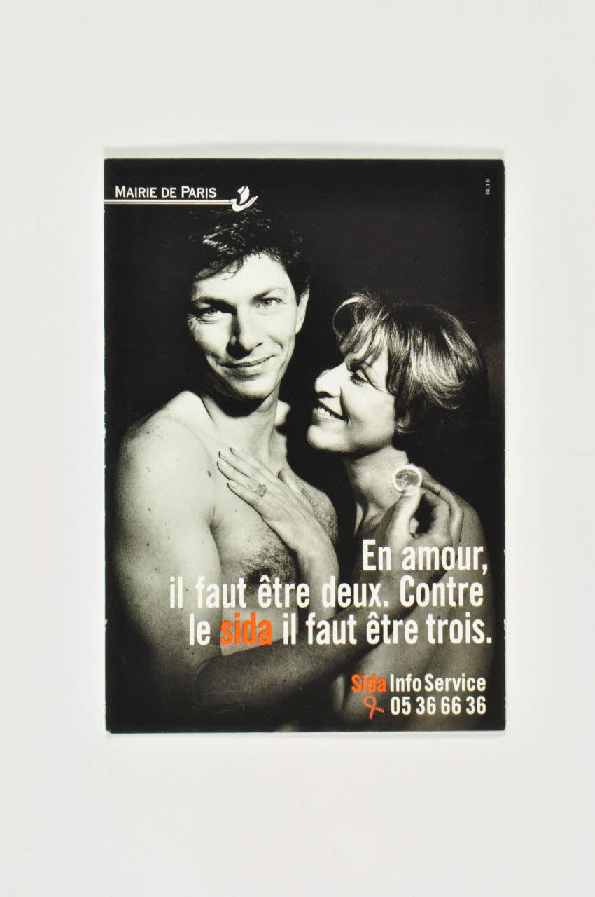 Bertrand Delanoë carte postale "En amour, il faut être deux. Contre le sida il faut être trois." Île-de-France, France 1996 2002.112.50 Photo Mucem