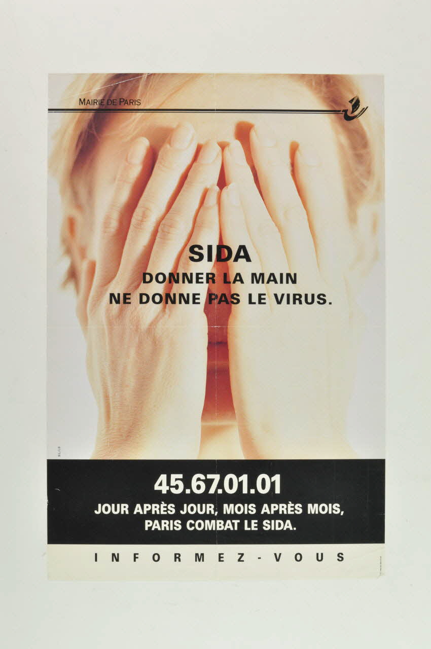 Bertrand Delanoë affiche "Sida. Donner la main ne donne pas le virus." / Jour après jour, mois après mois, Paris combat le sida" Île-de-France, France 1991/1 2002.112.6 Photo Mucem