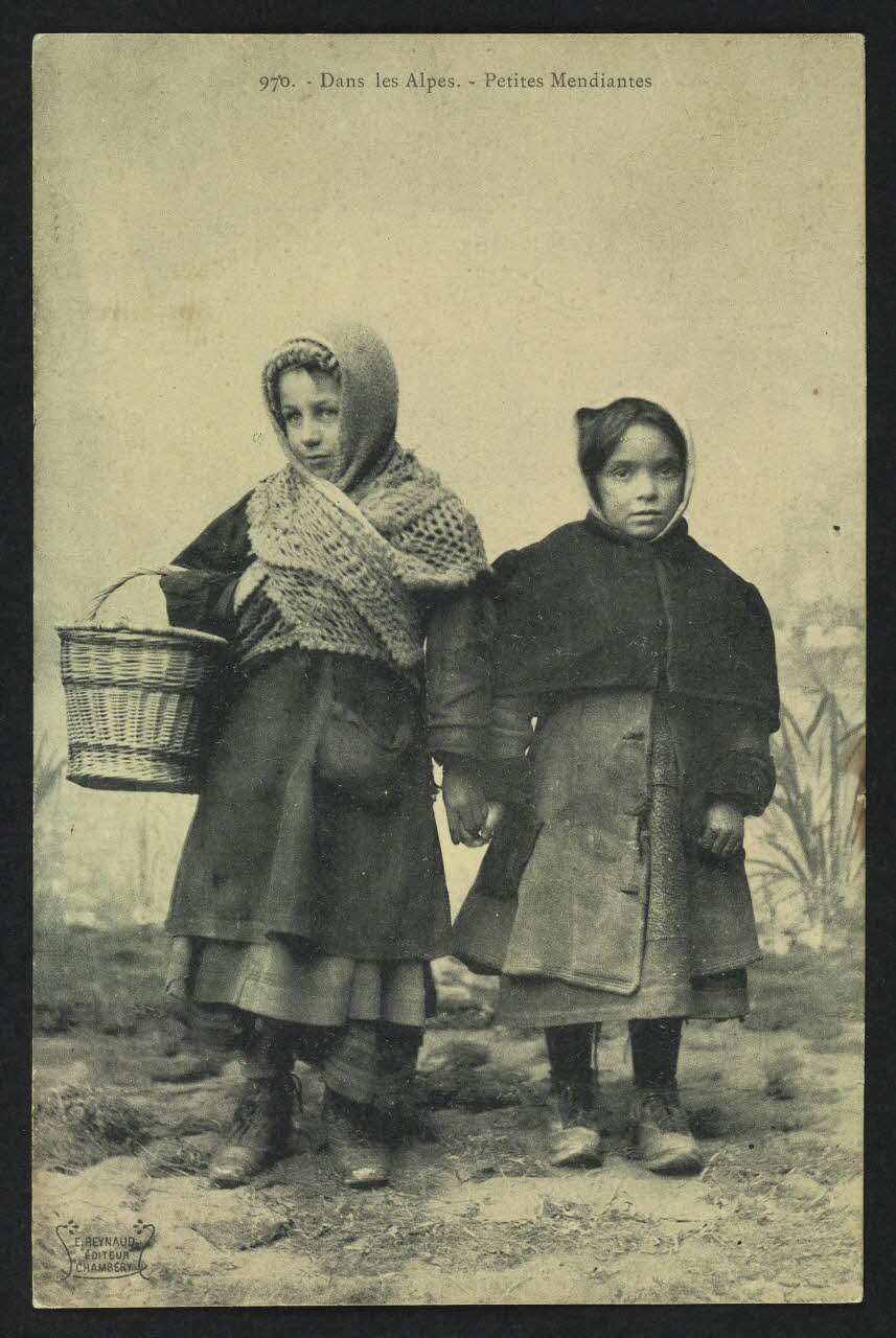 carte postale DANS LES ALPES, PETITES MENDIANTES 4P512 Photo