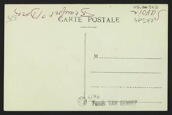 carte postale BEAUFORT-SUR-DORON (SAVOIE)LA SORTIE DE LA MESSE 4P577  Photo