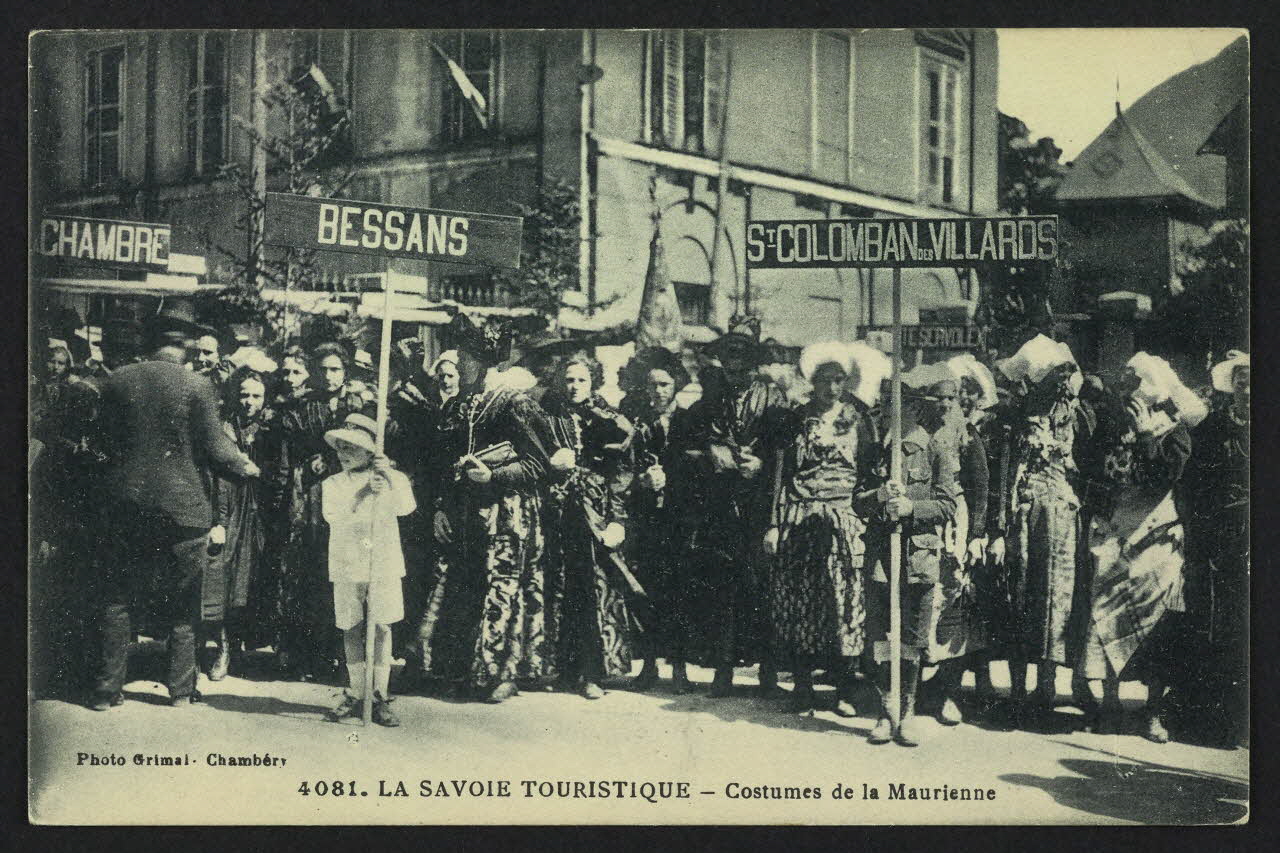 carte postale LA SAVOIE TOURISTIQUE, COSTUME DE LA MAURIENNE 4P588 Photo