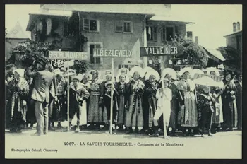 carte postale LA SAVOIE TOURISTIQUE, COSTUME DE LA MAURIENNE 4P591  Photo