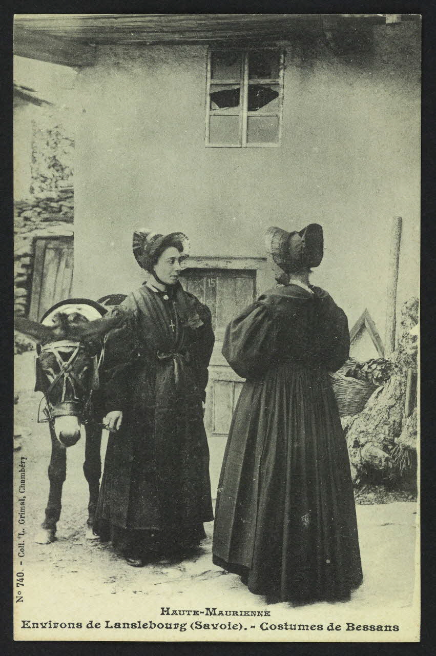 carte postale ENVIRONS DE LANSLEBOURG, COSTUME DE BESSANS 4P663 Photo
