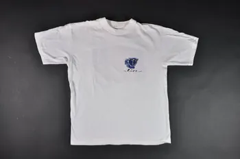 T shirt T-shirt "Rive" 2002.113.11  Photo Mucem