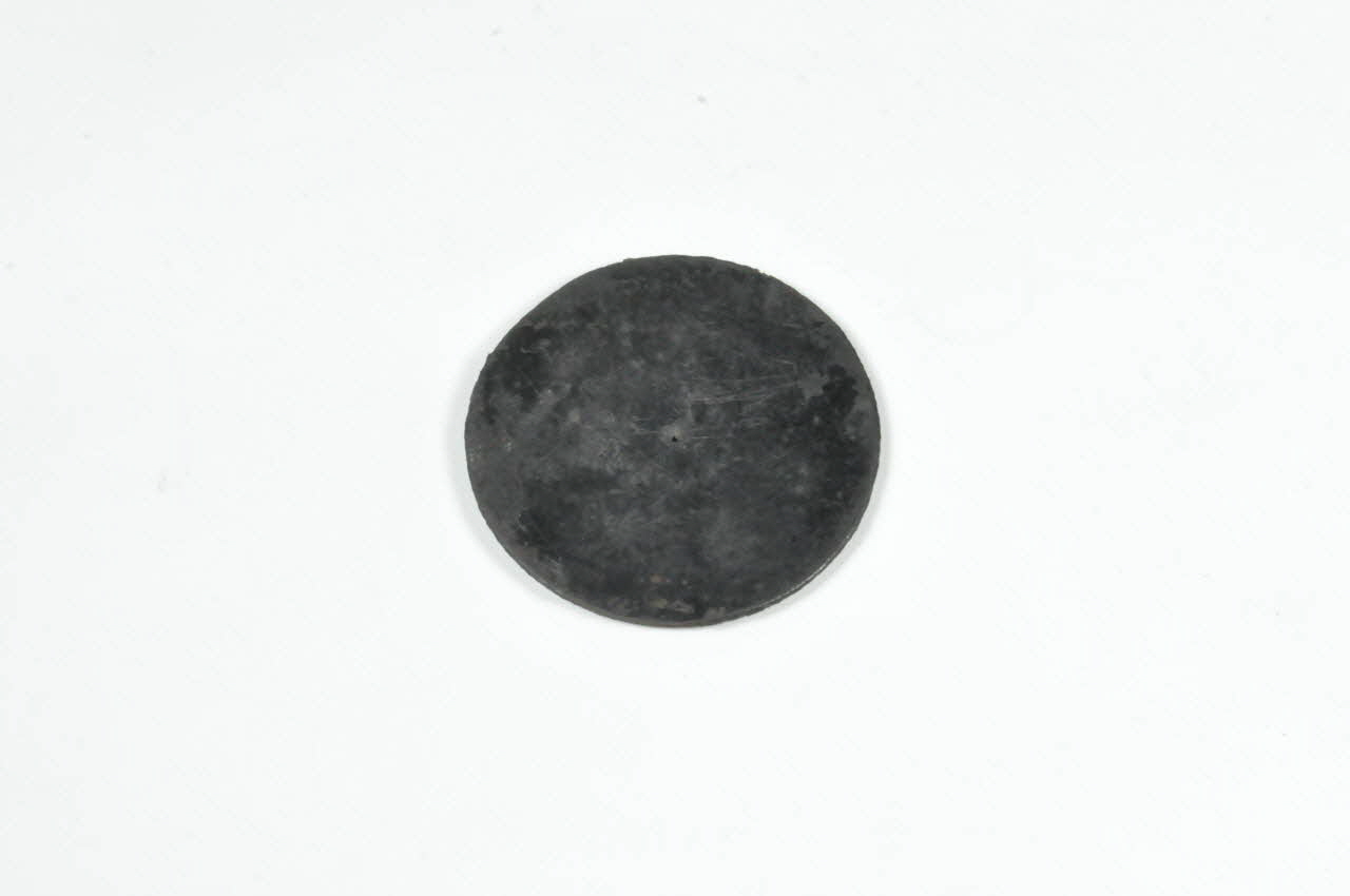 PLAQUE CHAUFFANTE 1899 2000.52.1.2 Photo Mucem