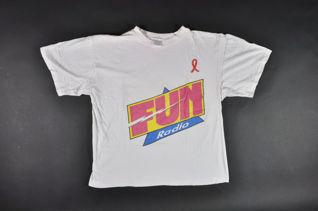 T shirt T-shirt "Fun Radio" 2002.113.8 Photo Mucem