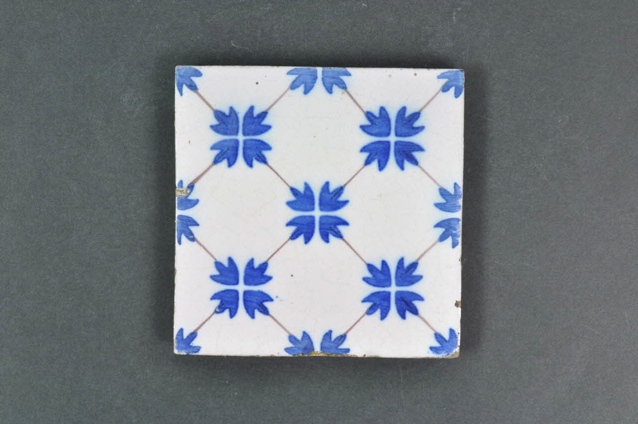Pépin-Petitpas; carreau de céramique Picardie, France 1899 2000.52.11.33 Photo Mucem