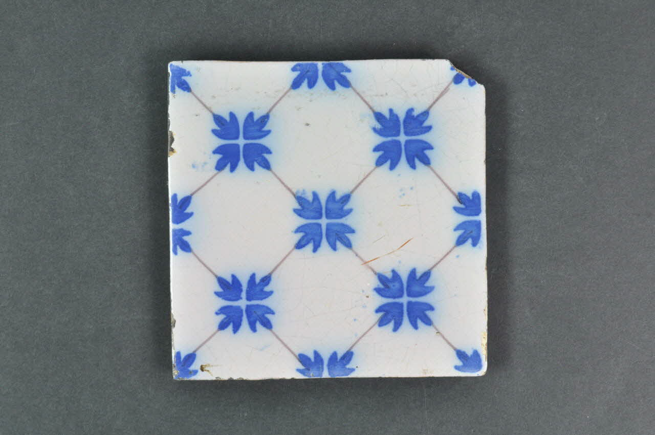 Pépin-Petitpas; carreau de céramique Picardie, France 1899 2000.52.11.7 Photo Mucem