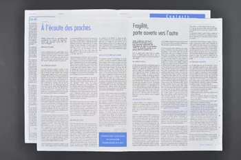 Chrétiens et Sida journal Numéro 13 : On n’est jamais trop humain / Fragilité, porte ouverte vers l’autre / Bourges : des chrétiens au Printemps France 1996/6 2002.120.20.1-2 Photo Mucem