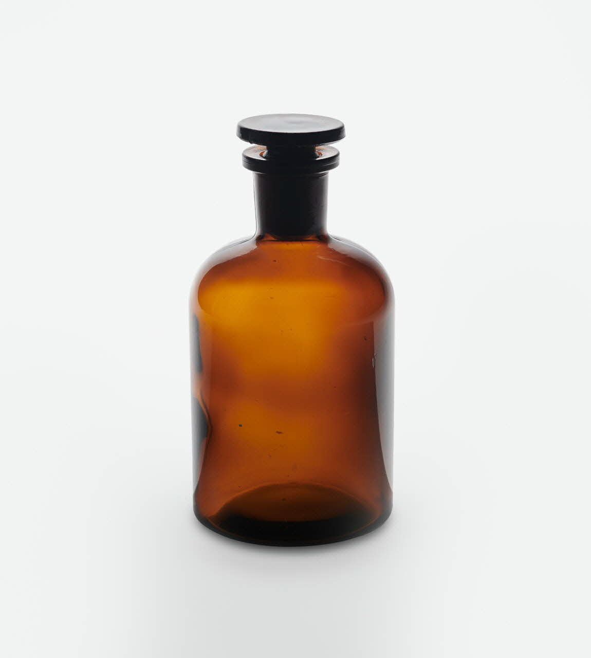 flacon Séquence de fabrication du loukoum Attique, Grèce 2018 2020.19.13.1-2 Photo Mucem / Marianne Kuhn