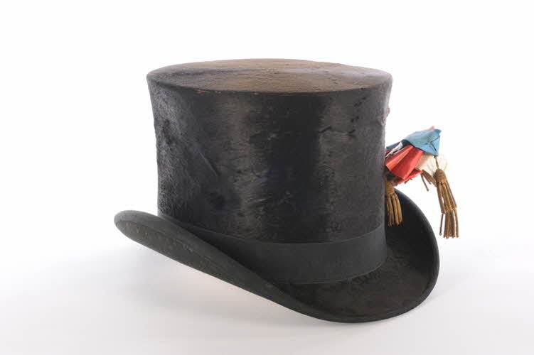 chapeau de conscrit 1895 1959.105.1.1  Photo