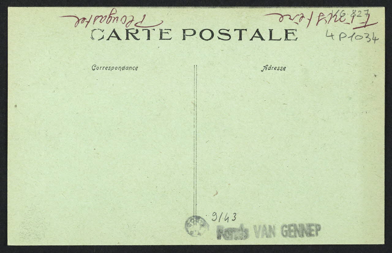 carte postale FILLETTE DE PLOUGASTEL-DAOULAS, MA POUPEE 4P1034 Photo