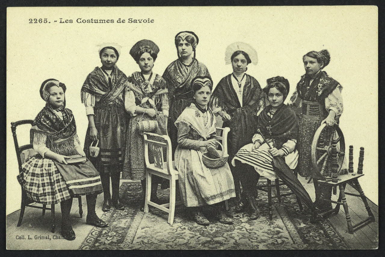 carte postale LES COSTUMES DE SAVOIE 4P1046 Photo