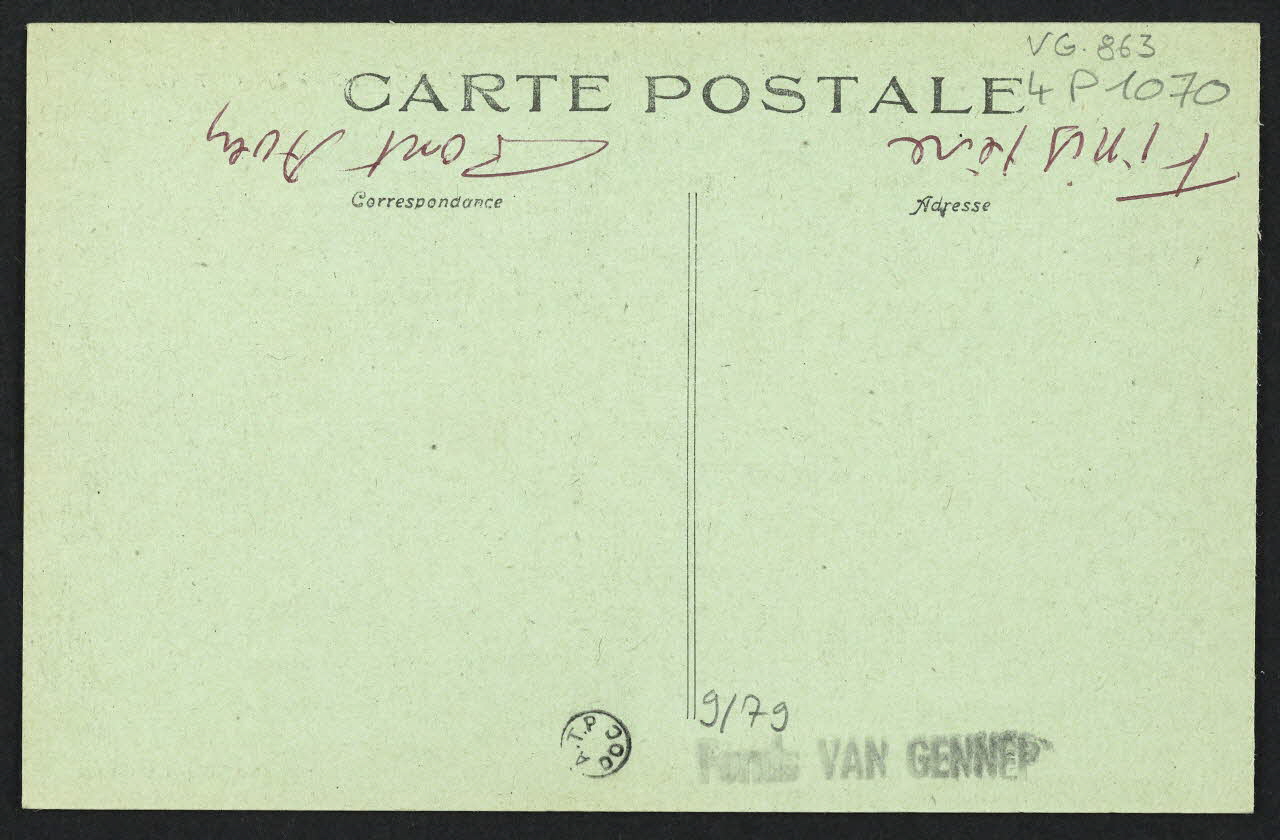 carte postale JEUNE FILLE DE PONT-AVEN 4P1070 Photo