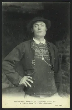 carte postale UN GARS DE PONT-L'ABBE 4P1130 Photo