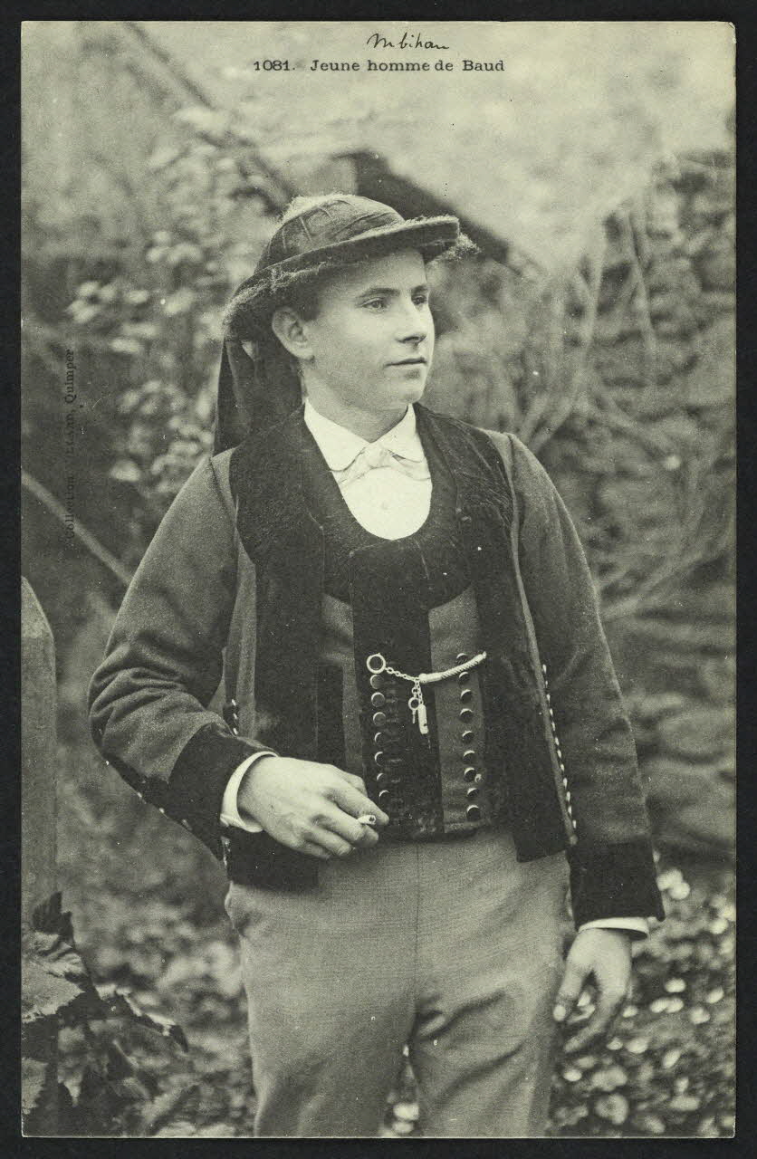 carte postale JEUNE HOMME DE BAUD 4P1133 Photo